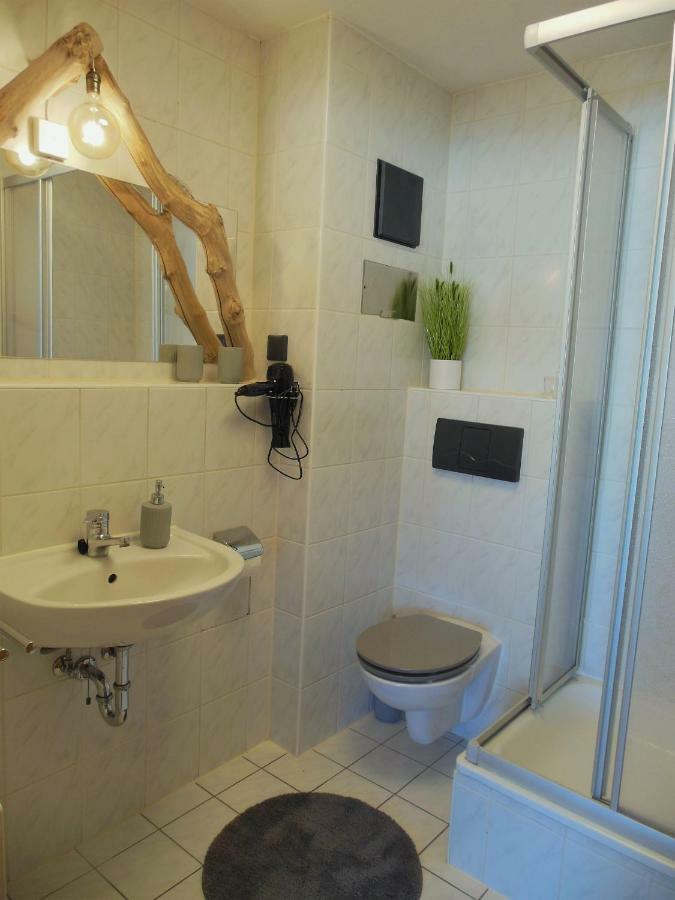 Holzmichel Fewo Mit Balkon Cottbus Ngoại thất bức ảnh